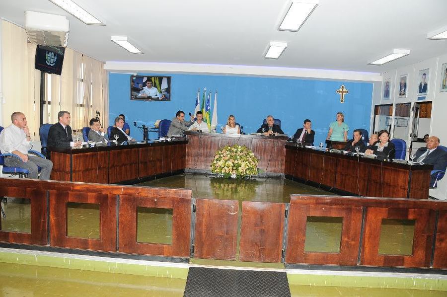 Homenagem, Câmara Municipal