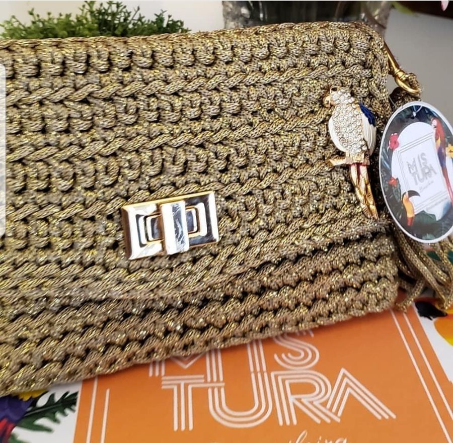 Carteira Crochê Dourado