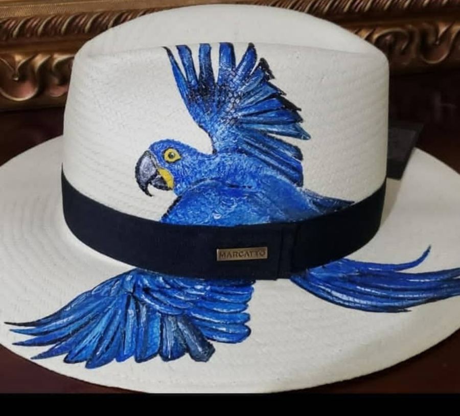 Nacional Clássico Branco Arara Azul